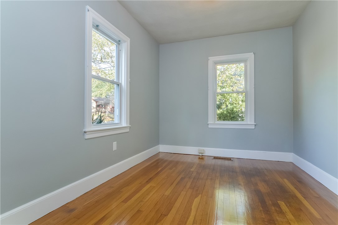 102 Davidson Road Warwick, RI 02886 - Photo 18 of 37 Bedroom 1