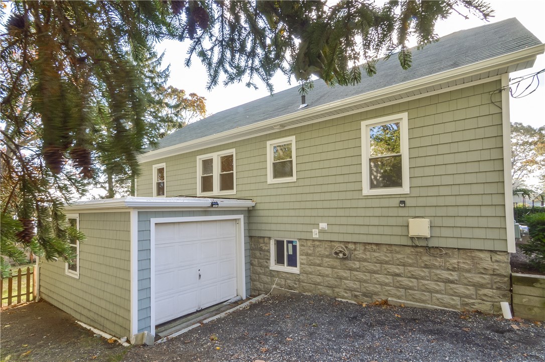 102 Davidson Road Warwick, RI 02886 - Photo 27 of 37