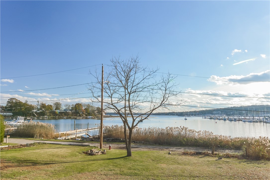 102 Davidson Road Warwick, RI 02886 - Photo 30 of 37