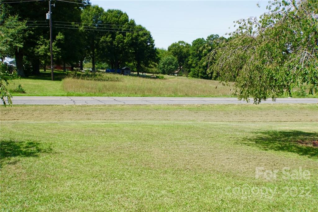 2924 Old Mountain Road Stony Point, NC 28678 - Photo 3 of 22 Gallery Image 3
