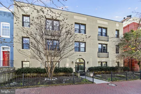 $328,000 | 315 G Street Northeast, Unit 306, Washington, DC 20002