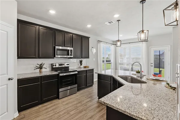 $399,000 | 1903 Shimla Drive, Bryan, TX 77807
