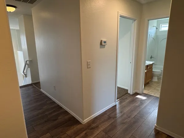 $2,095 | 4113 West Irwin Avenue, Phoenix, AZ 85041