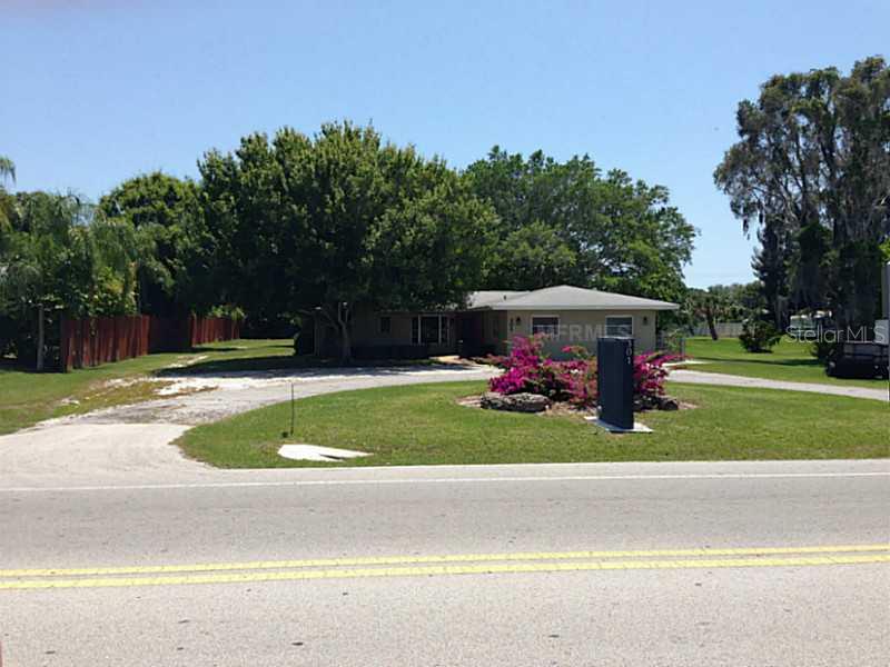 301 Albee Road West Nokomis, FL 34275 - Photo 1 of 1 Exterior Front