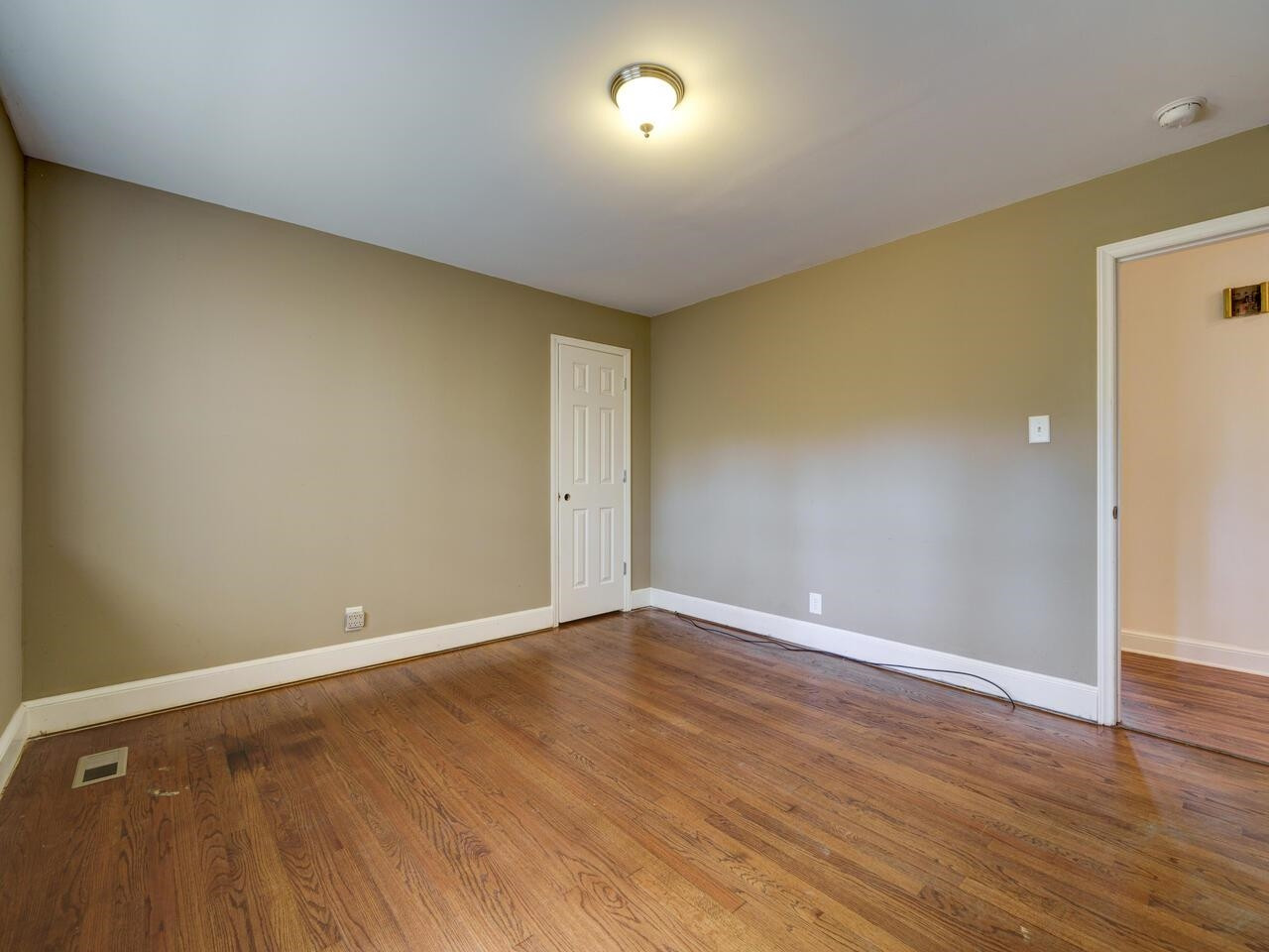 3115 Hope Valley Road Durham, NC 27707 - Photo 16 of 42 Photo 16