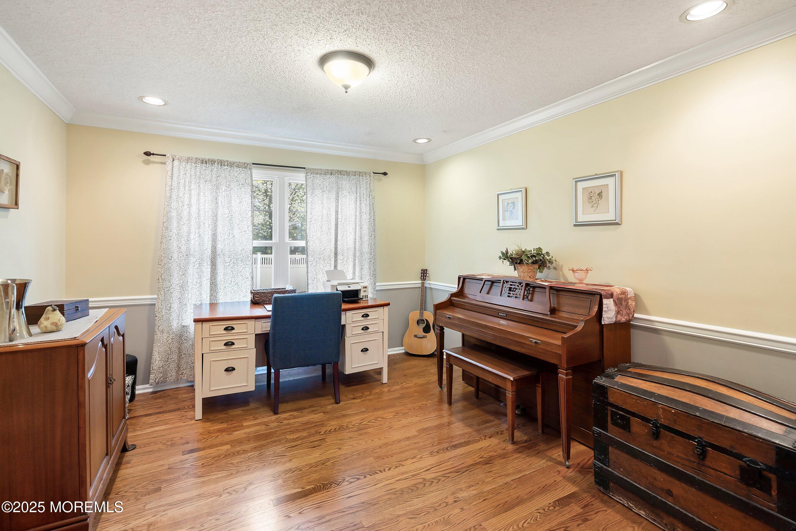 47 Crater Lake Road Howell, NJ 07731 - Photo 5 of 40 a living room with furniture and a piano table