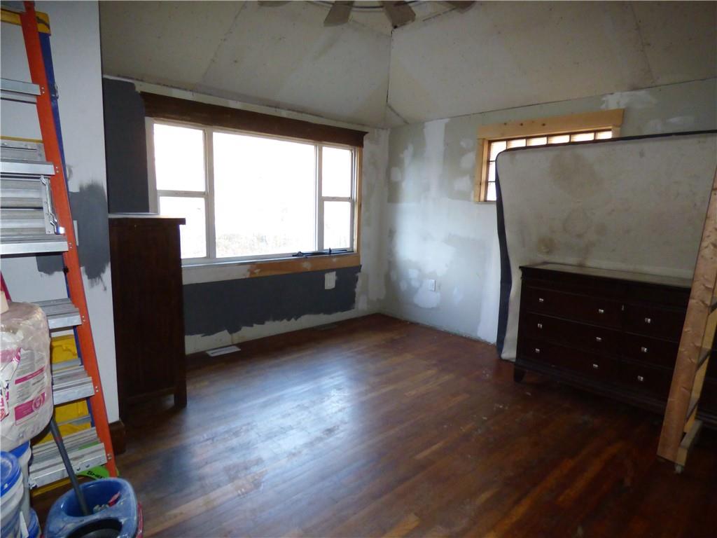 1391 Scrubgrass Road Pittsburgh, PA 15243 - Photo 17 of 28 Gallery Image 17
