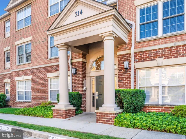 $415,000 | 214 Ridgepoint Place, Unit 24, Gaithersburg, MD 20878