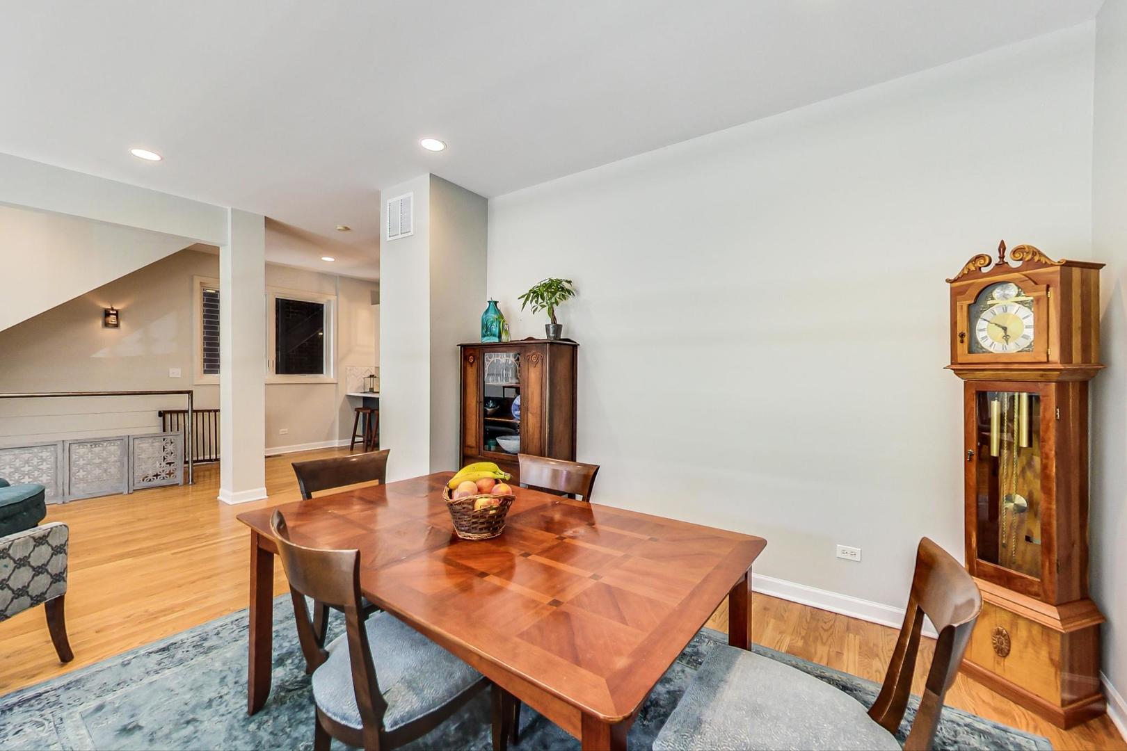 1826 West Rice Street, Unit 1 Chicago, IL 60622 - Photo 13 of 37