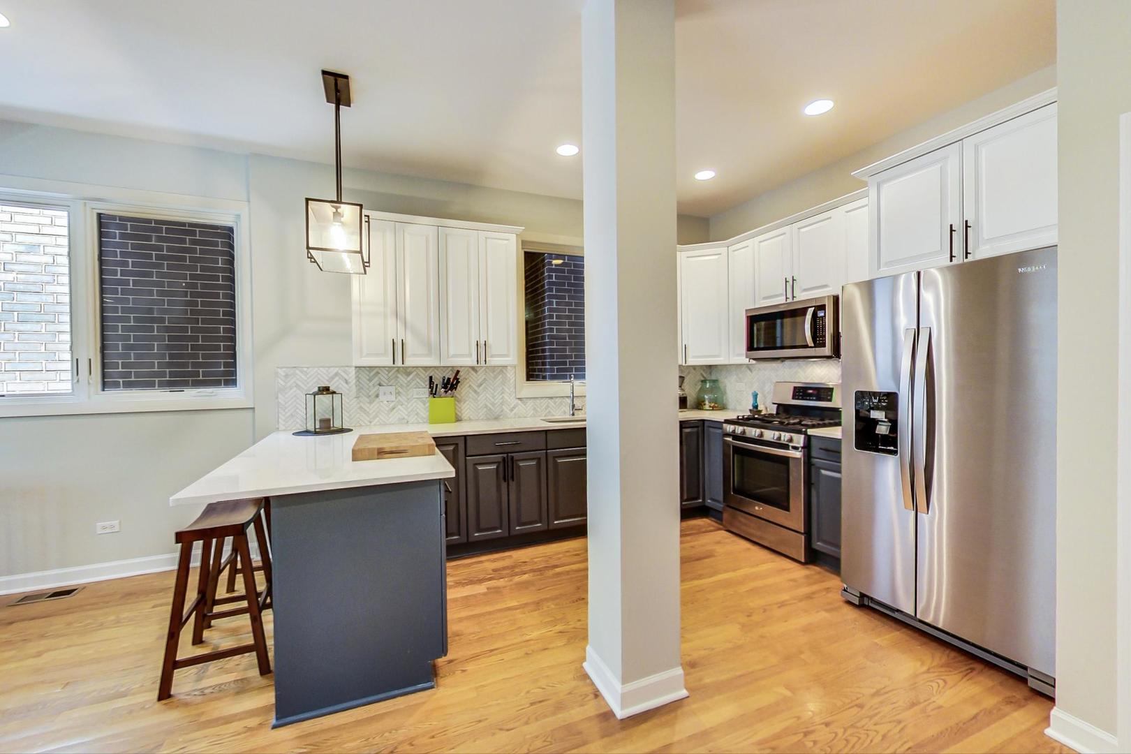 1826 West Rice Street, Unit 1 Chicago, IL 60622 - Photo 15 of 37