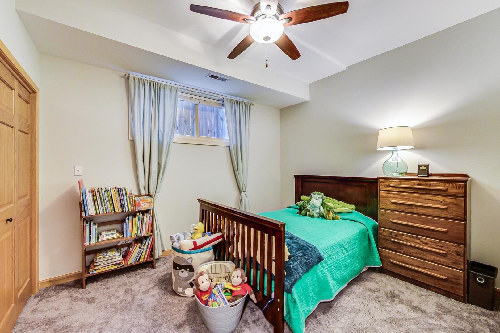 1826 West Rice Street, Unit 1 Chicago, IL 60622 - Photo 27 of 37