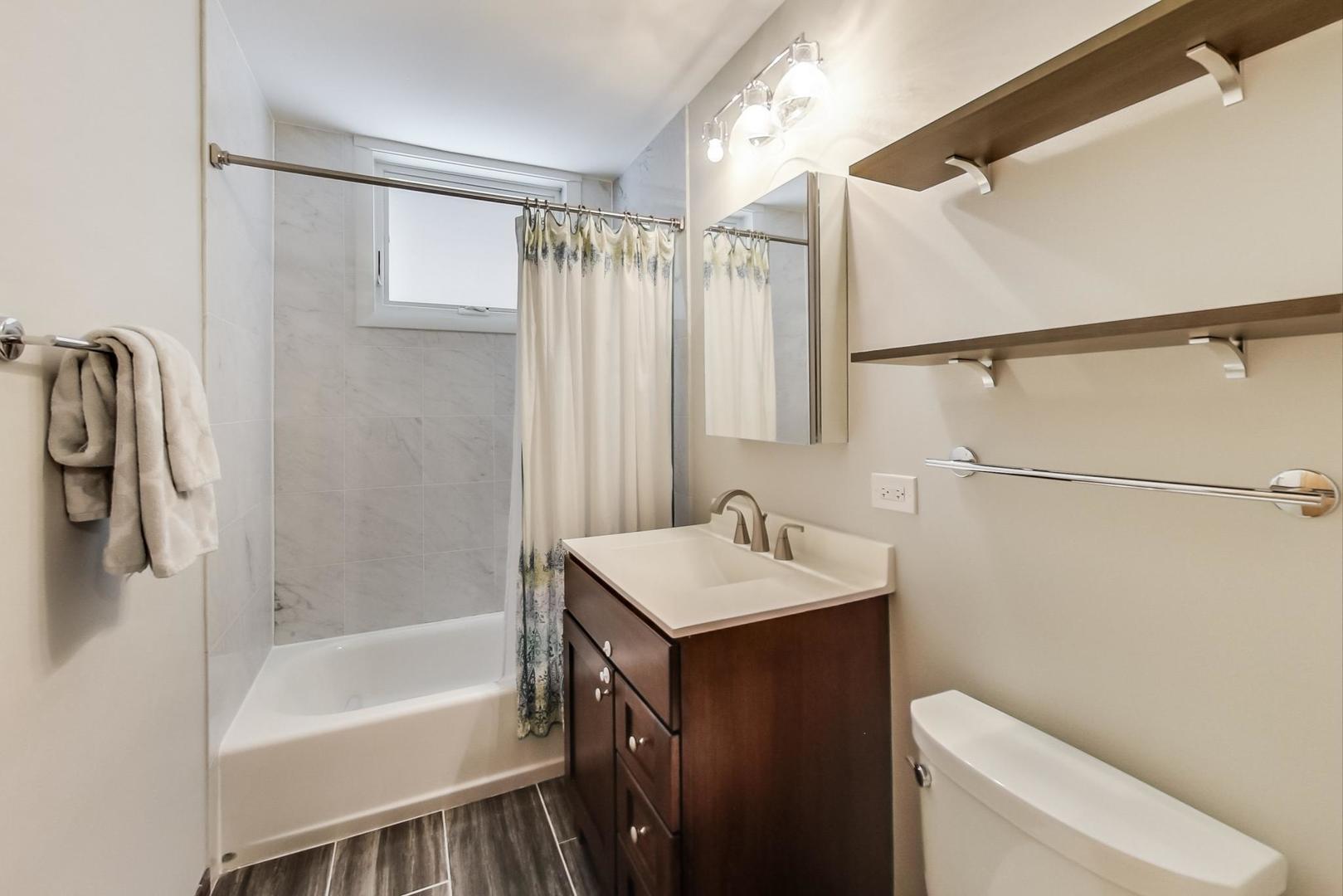 1826 West Rice Street, Unit 1 Chicago, IL 60622 - Photo 29 of 37