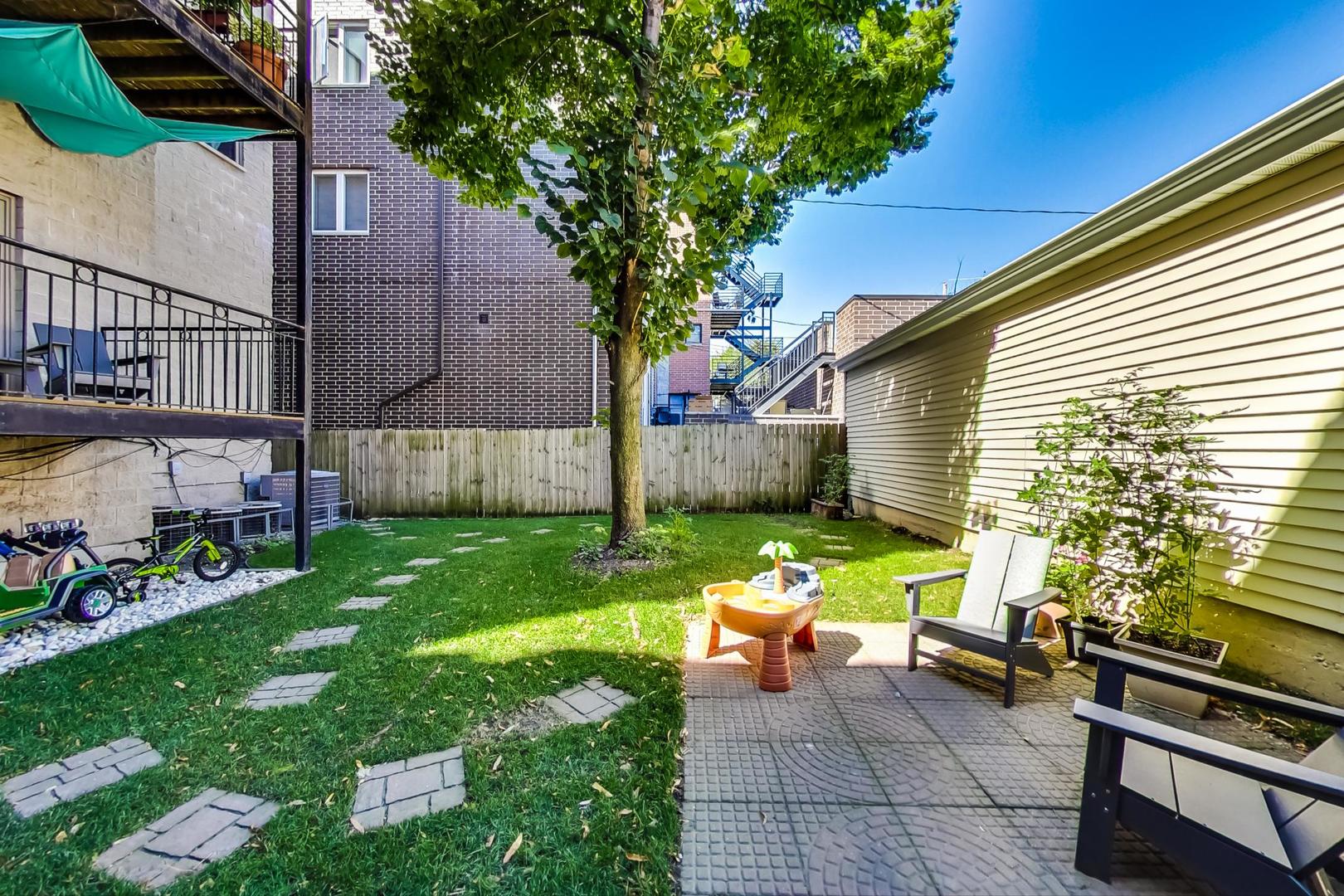 1826 West Rice Street, Unit 1 Chicago, IL 60622 - Photo 34 of 37