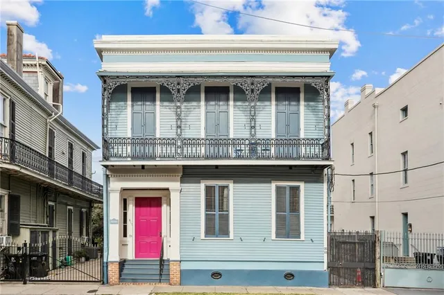 $4,000 | 817 Esplanade Avenue, Unit 1A, New Orleans, LA 70116