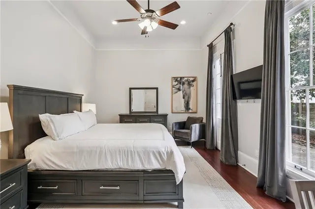 $4,000 | 817 Esplanade Avenue, Unit 1A, New Orleans, LA 70116