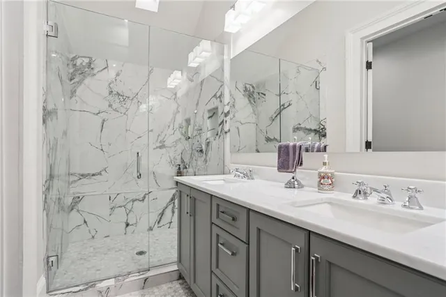 $4,000 | 817 Esplanade Avenue, Unit 1A, New Orleans, LA 70116