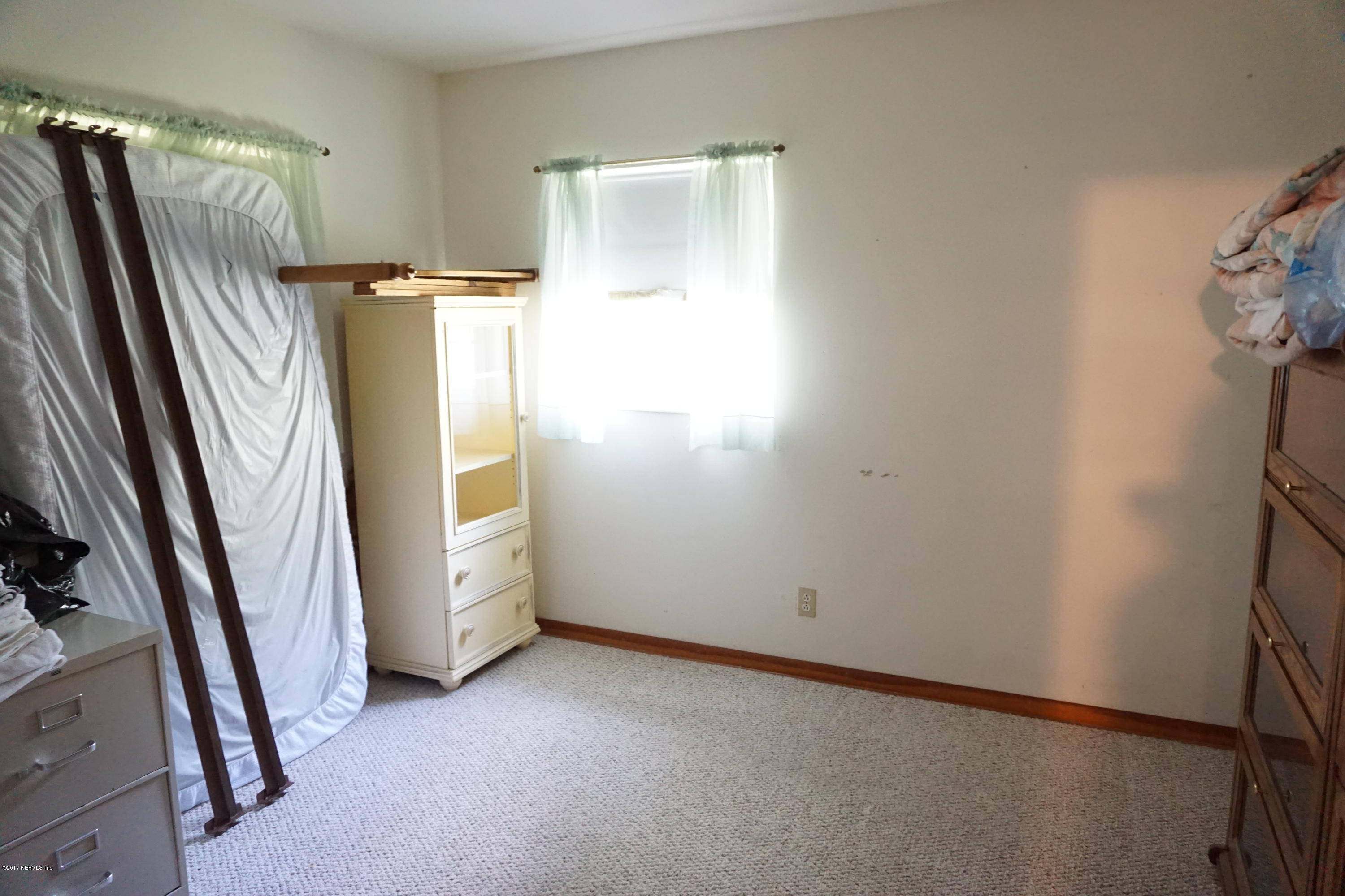264 Wesley Road Green Cove Springs, FL 32043 - Photo 19 of 26 Bedroom 1