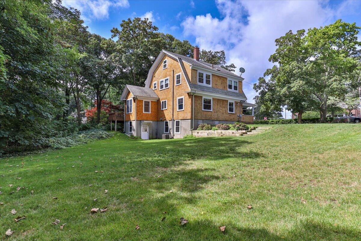 73 South Orleans Road Orleans, MA 02653 - Photo 3 of 64 49-73Sou-149
