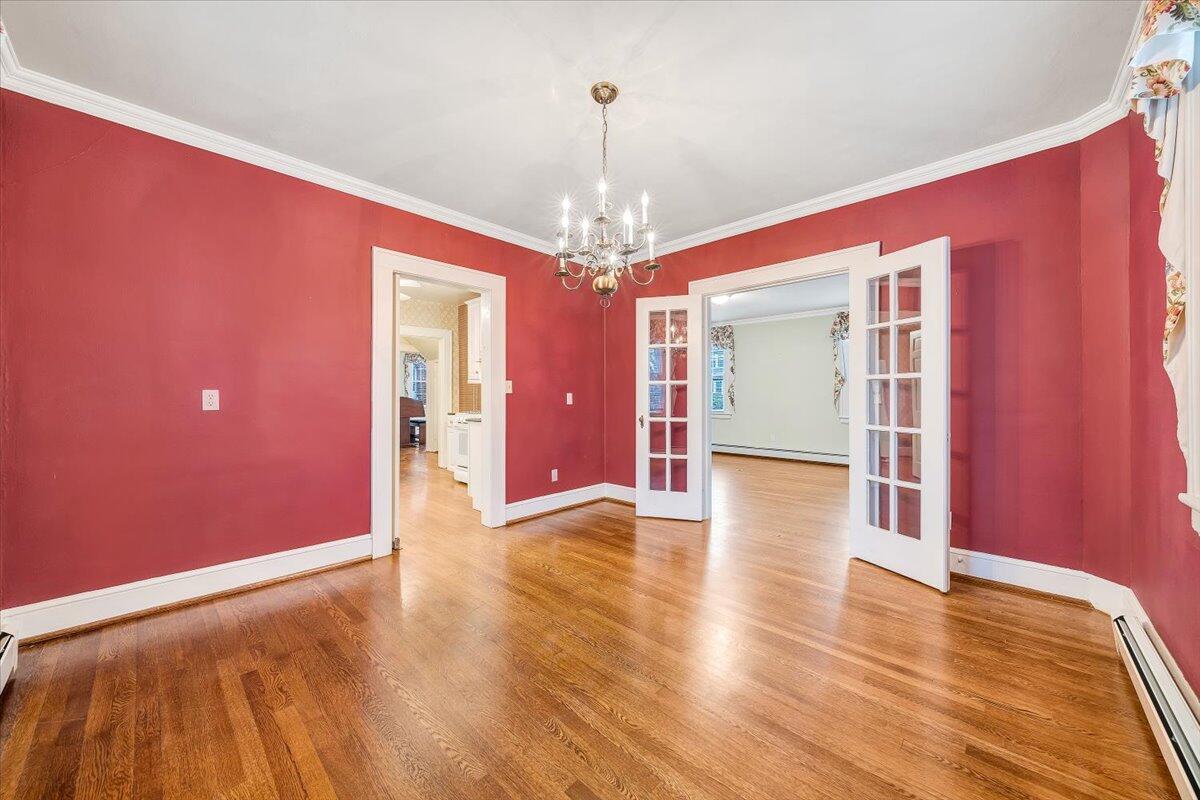 1811 Warrington Road Southwest Roanoke, VA 24015 - Photo 15 of 53 15-MIB08949