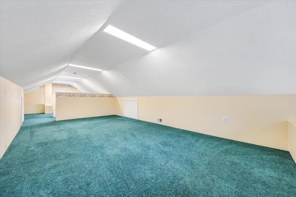 1811 Warrington Road Southwest Roanoke, VA 24015 - Photo 38 of 53 38-MIB09024
