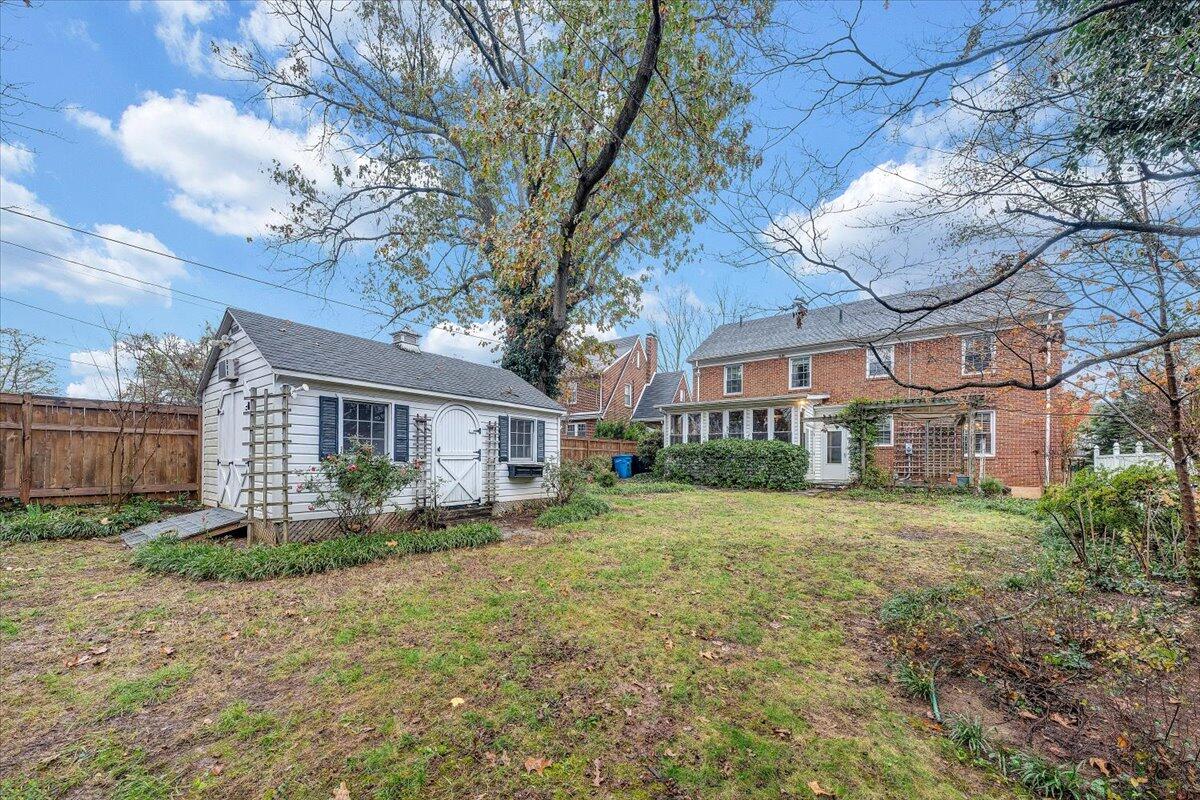 1811 Warrington Road Southwest Roanoke, VA 24015 - Photo 50 of 53 51-MIB09063