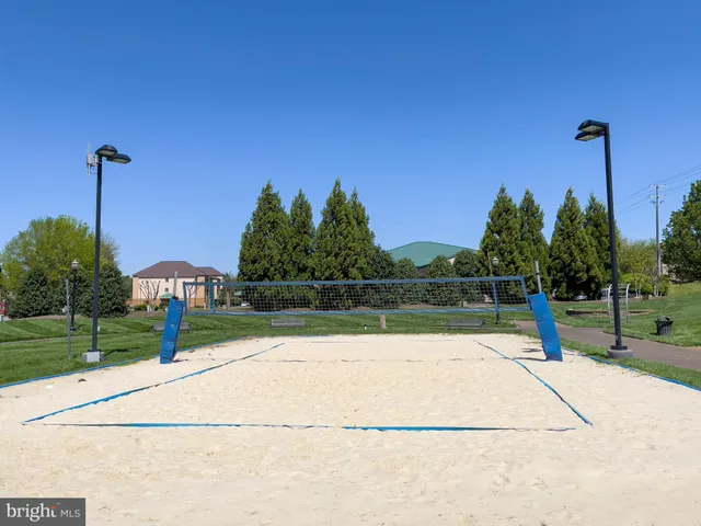a view of a tennis court