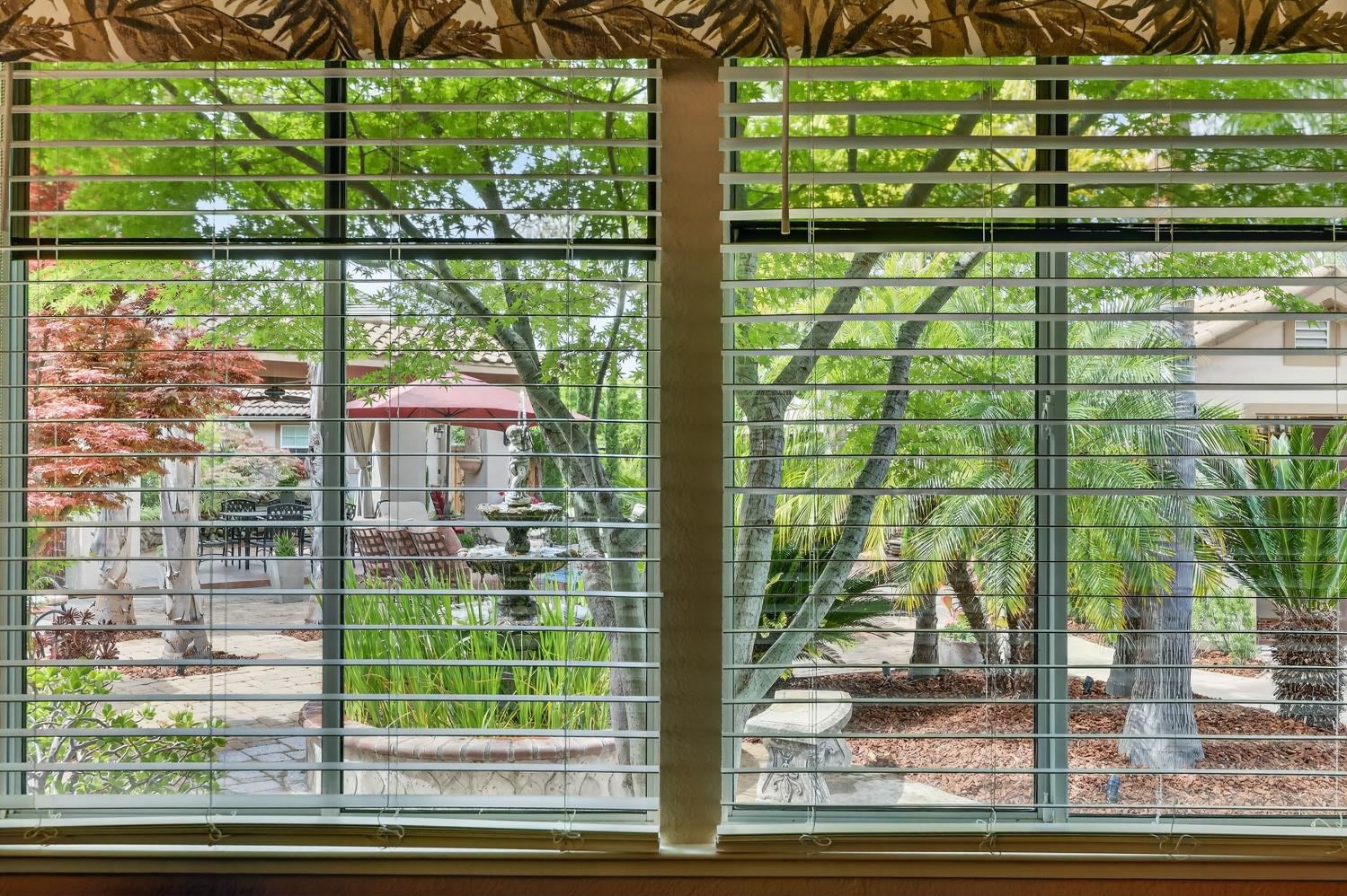 1203 Halidon Way Folsom, CA 95630 - Photo 31 of 98