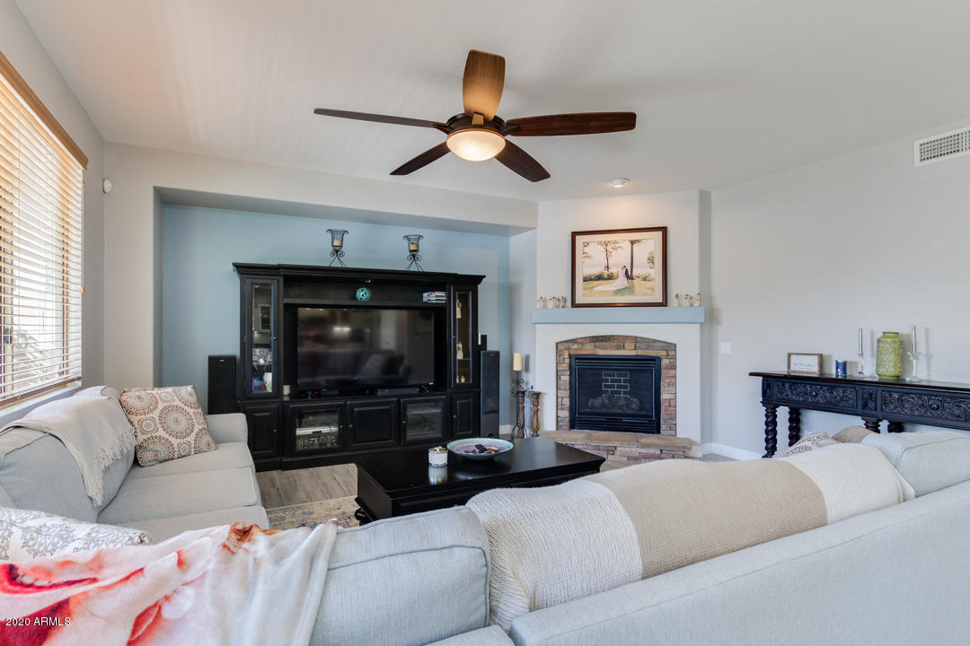 3689 East Kimball Road Gilbert, AZ 85297 - Photo 11 of 56 11-Kimball