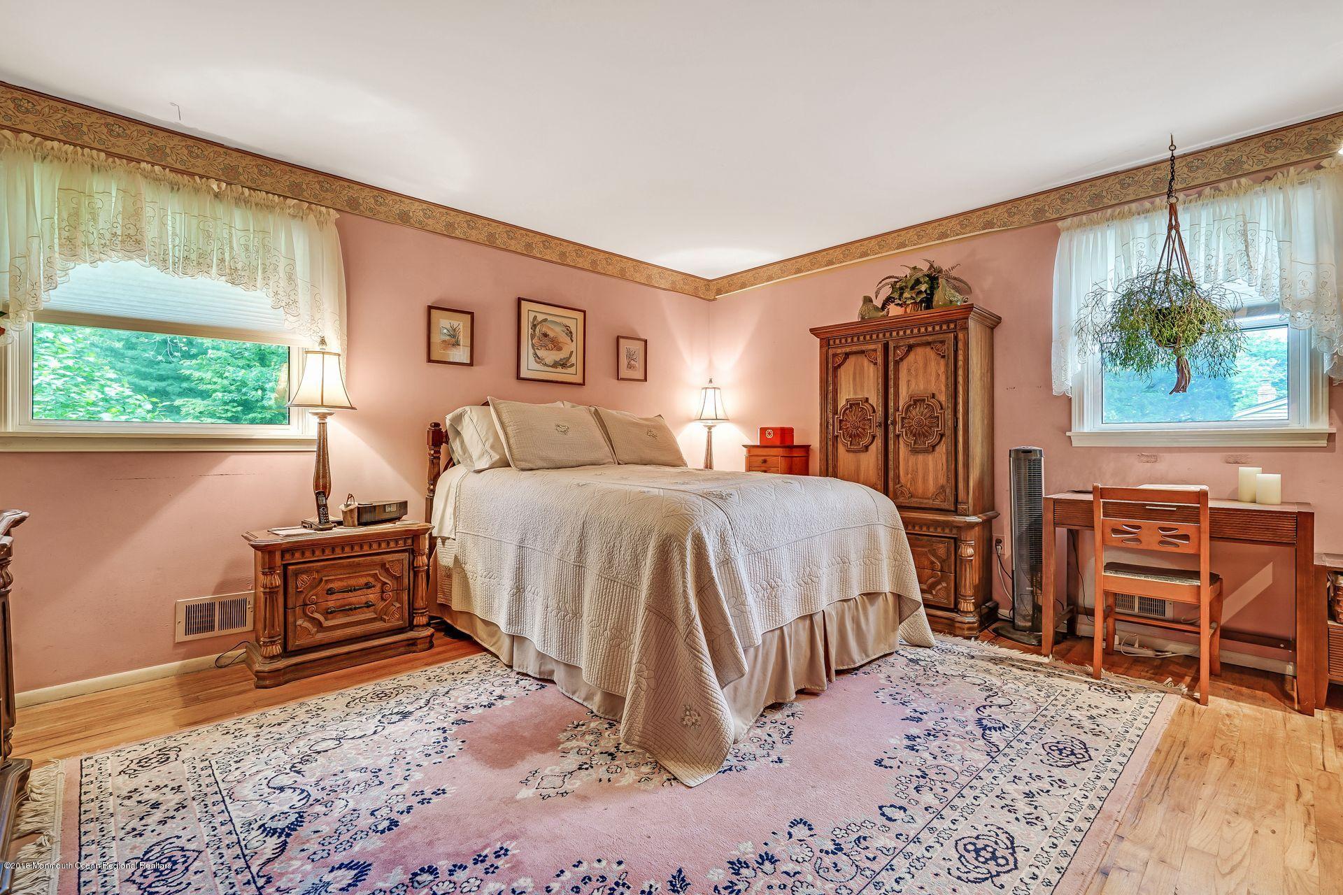 60 Valley Road Jackson, NJ 08527 - Photo 12 of 34 12