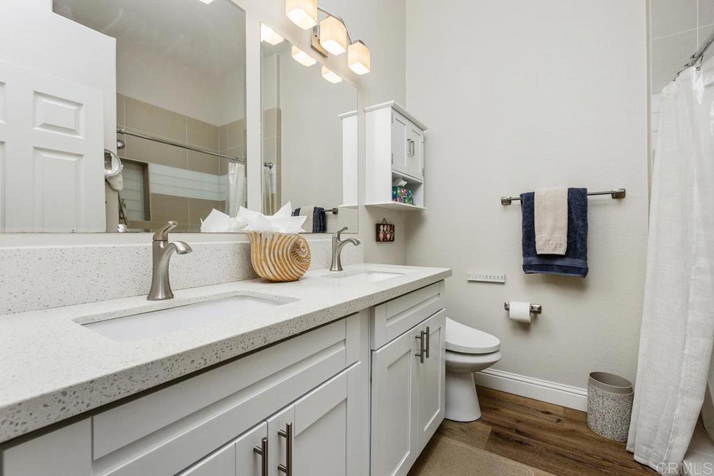 4722 Collinos Way Oceanside, CA 92056 - Photo 22 of 59