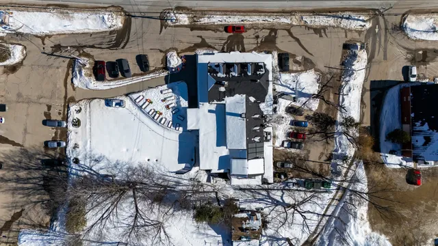 $2,300,000 | 3360-3378 White Mountain Highway, Conway, NH 03860