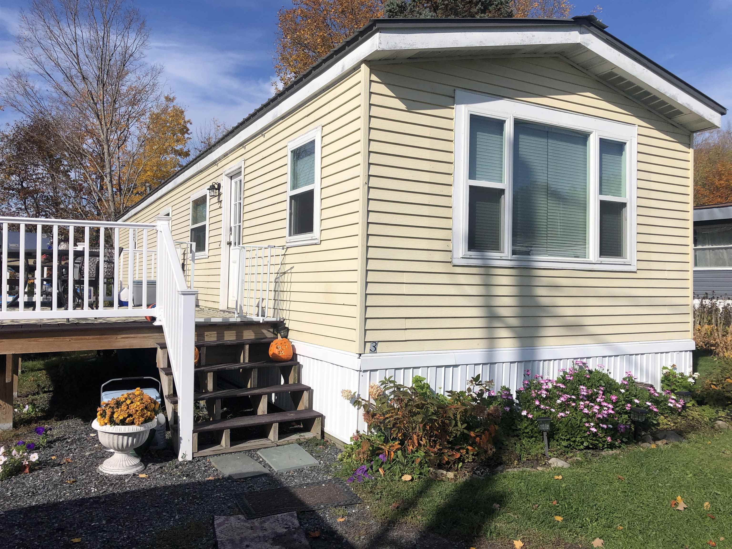 81 Cramton Road, Unit 3 Castleton, VT 05735 - Photo 2 of 10