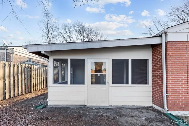 $1,700 | 7339 Gerardini Drive, Hazelwood, MO 63042