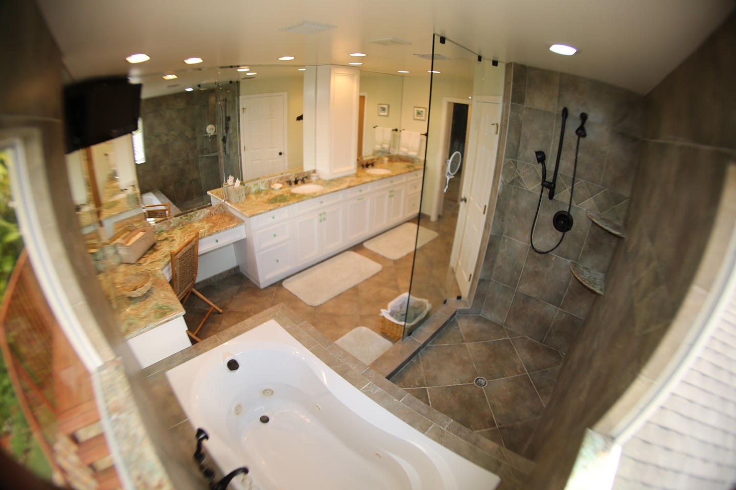 1 Ixora Way Ocean Ridge, FL 33435 - Photo 8 of 27 Master Bath