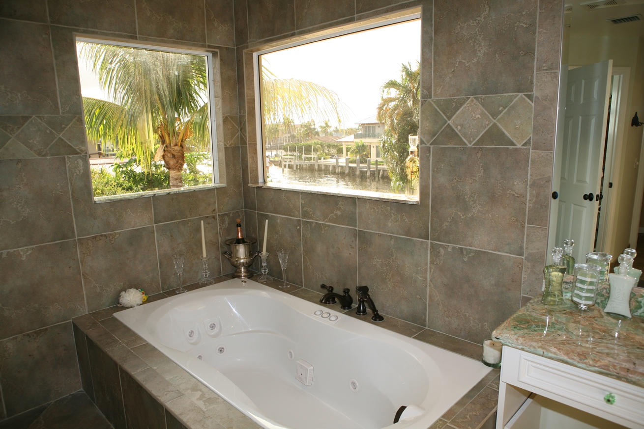 1 Ixora Way Ocean Ridge, FL 33435 - Photo 10 of 27 Master Bath view