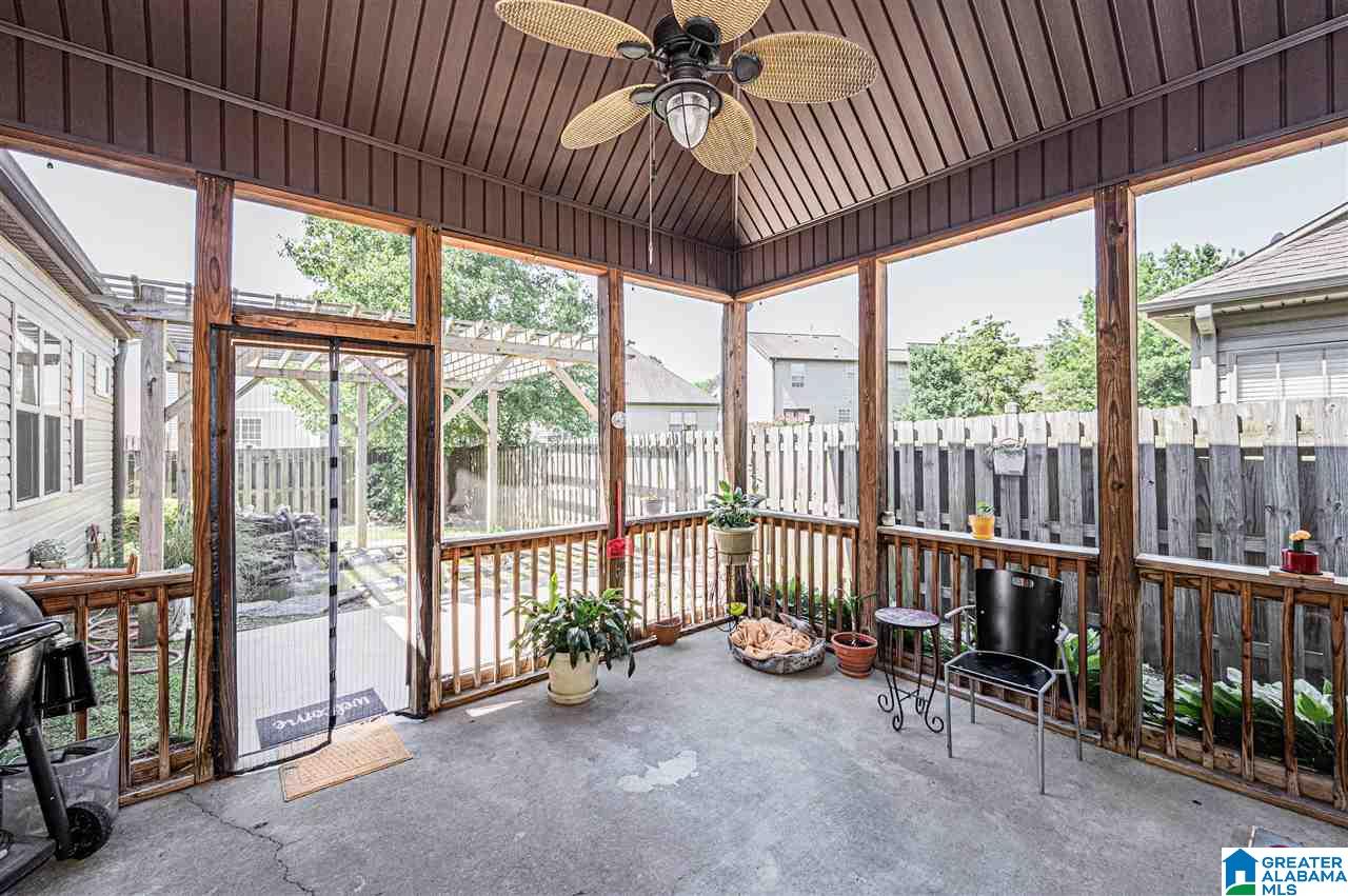 525 Cahaba Manor Lane Pelham, AL 35124 - Photo 36 of 47