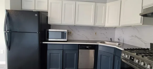 $1,900 | 4905 Park Avenue, Unit 3A, Union City, NJ 07087