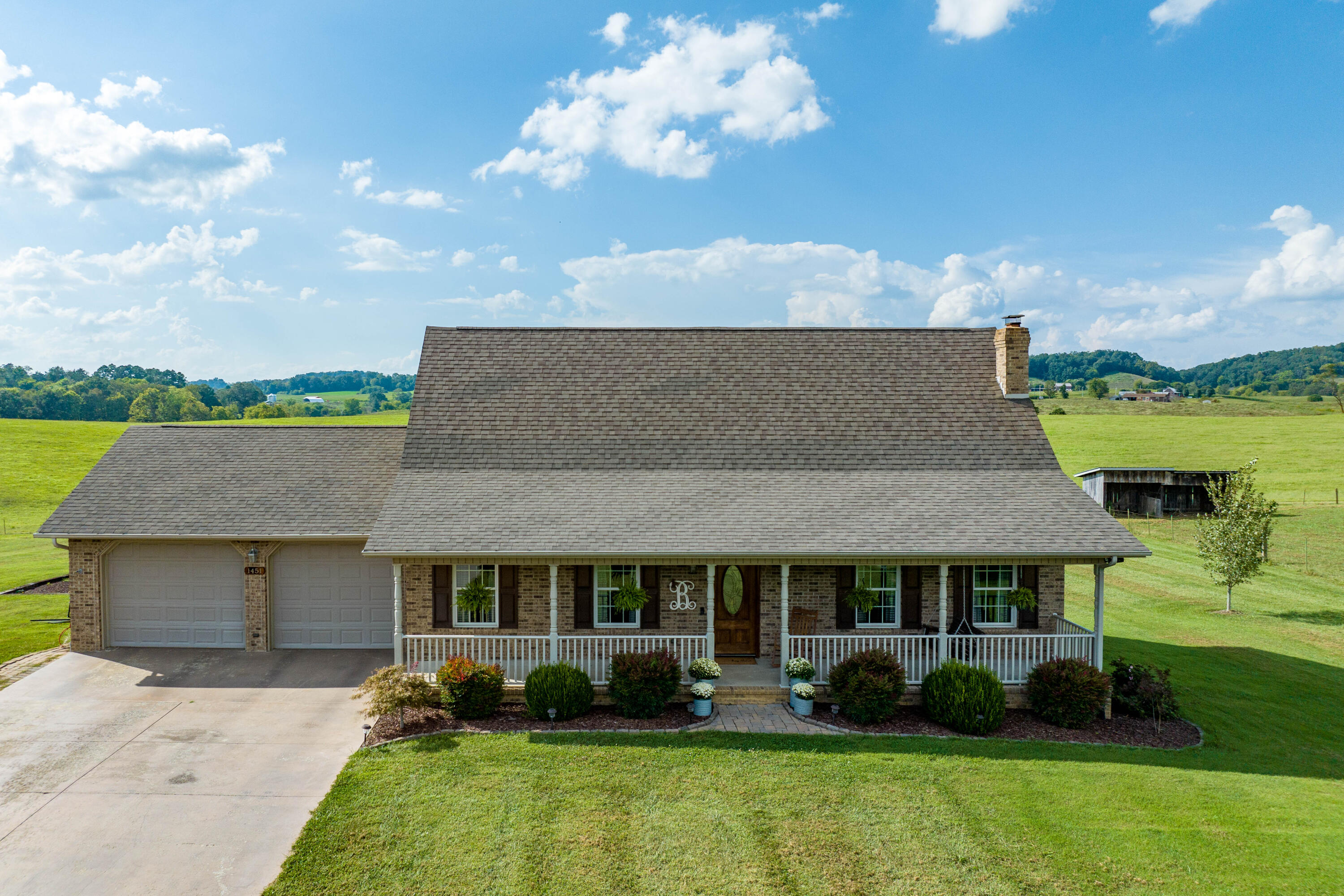 1451 Barkley Road Telford, TN 37690 - Photo 2 of 77 1451 Barkley Rd (11 of 87)