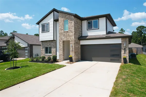 $409,000 | 10428 Great Basin Lane, Conroe, TX 77384