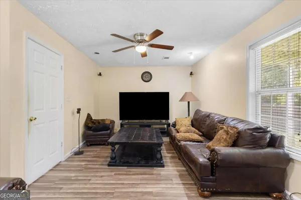 $270,000 | 10571 Starling Trail, Hampton, GA 30228