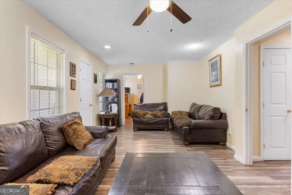 $270,000 | 10571 Starling Trail, Hampton, GA 30228