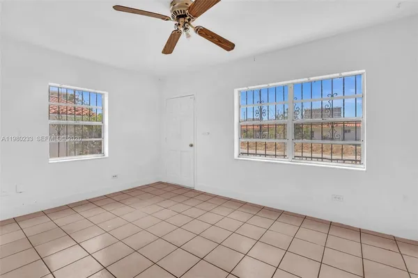$1,695 | 2835 Southwest 24th Street, Unit 1, Miami, FL 33145