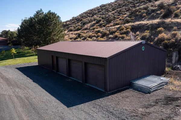 $5,800,000 | 4799-a River Road, Buhl, ID 83316