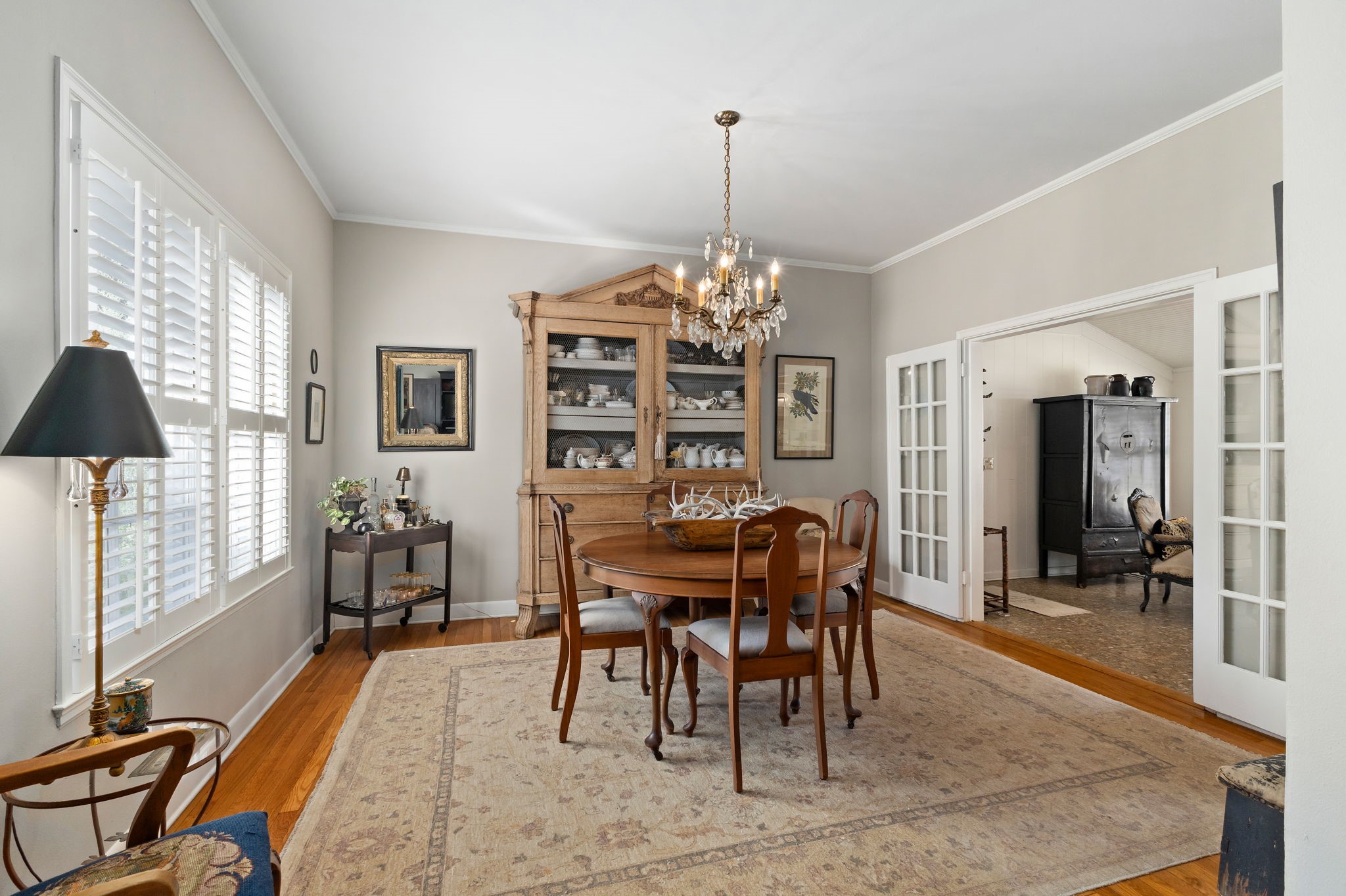 901 Anderson Street Schulenburg, TX 78956 - Photo 9 of 36 a view of a dining room with furniture and chandelier