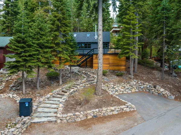 $990,000 | 4269 Jeffrey Way, Carnelian Bay, CA 96140