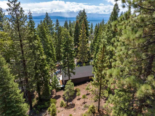 $990,000 | 4269 Jeffrey Way, Carnelian Bay, CA 96140