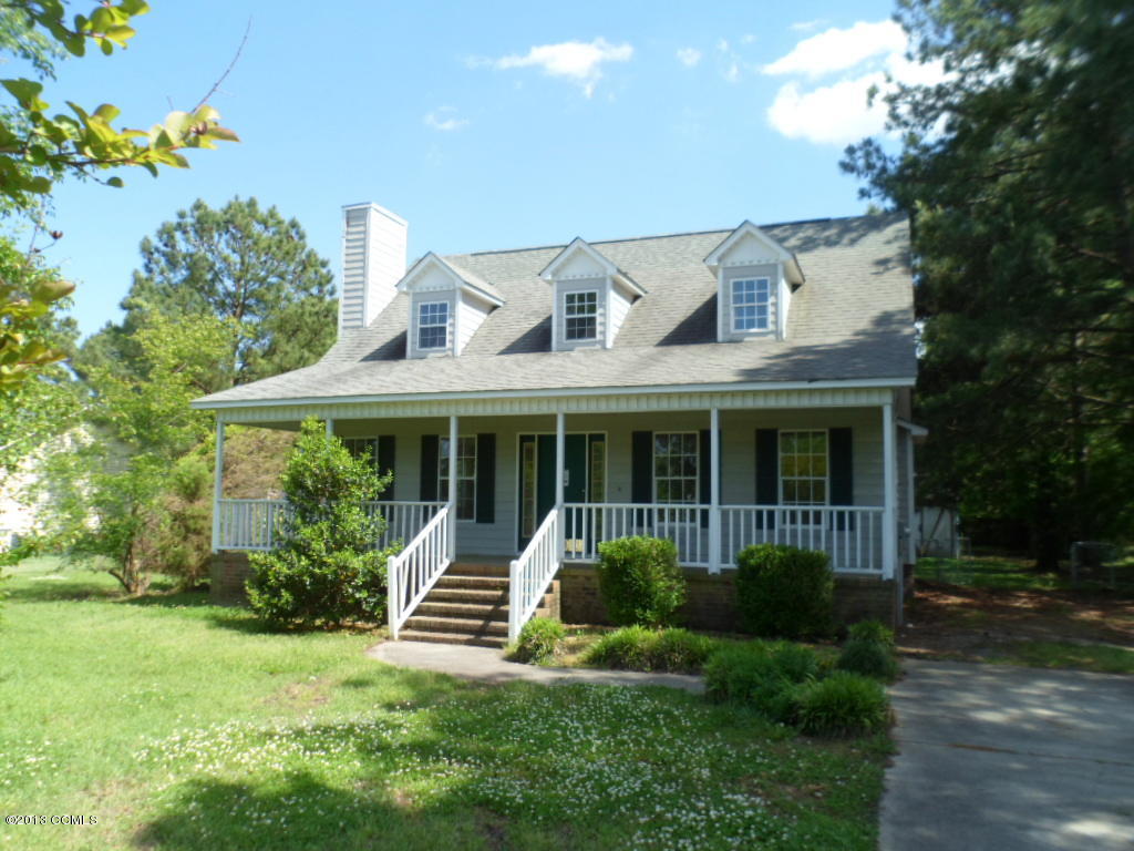 319 Gibbs Road New Bern, NC 28560 - Photo 1 of 17 Main