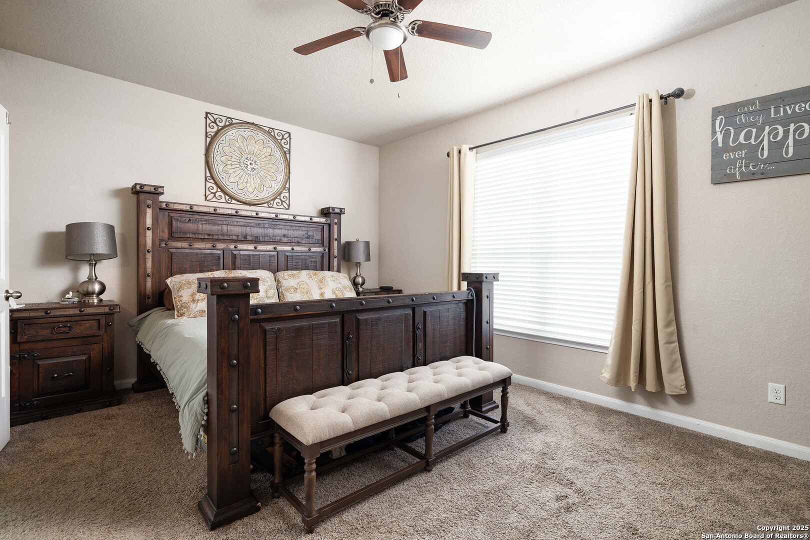 10238 Midsummer Meadow Converse, TX 78109 - Photo 13 of 35 a living room with furniture