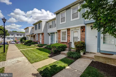 $550,000 | 2880 South Meade Street, Arlington, VA 22206