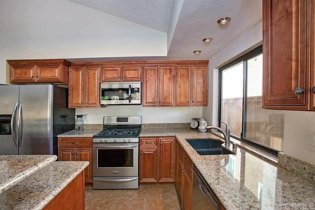 265 Cerro Street Encinitas, CA 92024 - Photo 9 of 19 Gallery Image 9